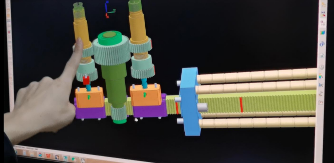 3D-unscrewing-injection-mold-design-showing-lead-screw-and-thrust-bearing