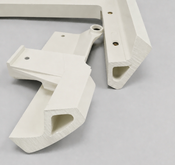 Functional-test-mold-for-automotive-parts-using-nitrogen-gas-assisted-injection-molding