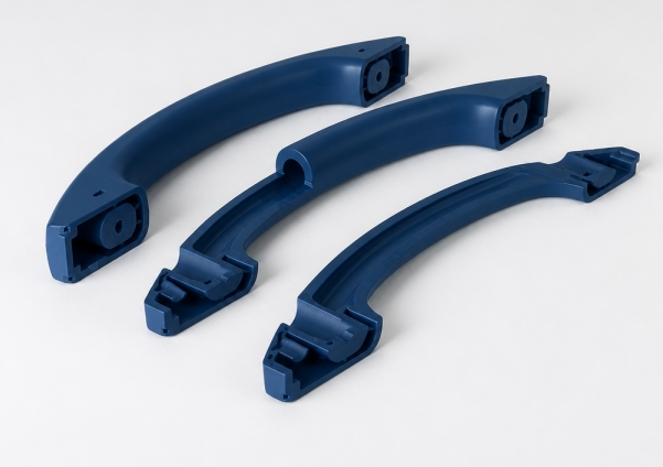 Gas-assist-injection-molded-industrial-handle-with-hollow-structure-reducing-weight-and-cycle-time.