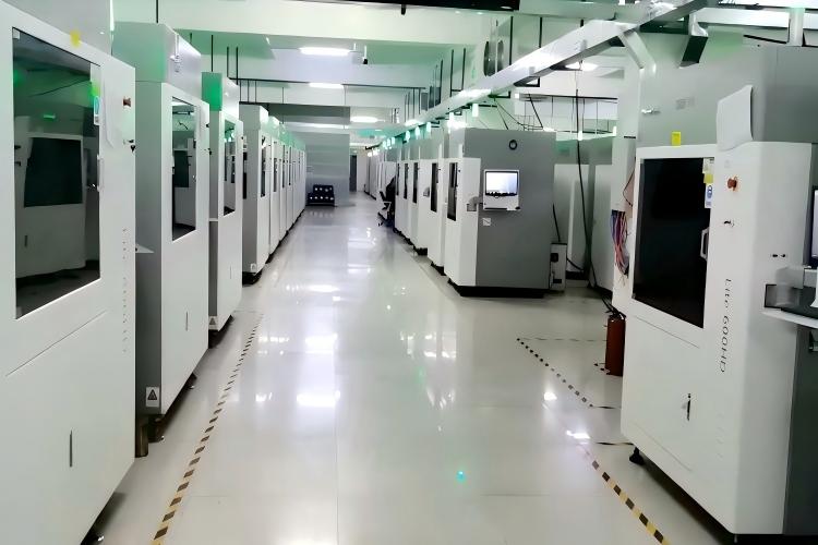 Single-source-accountability-workflow-—-KTM-integrates-3D-printed-conformal-cooling-inserts-into-production-injection-molds.