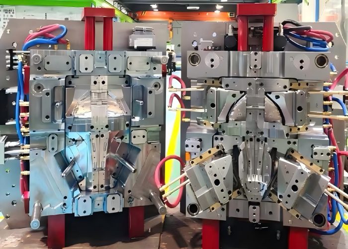 Medical-injection-mold-packed-and-documented-for-export-to-customer-production-floor.