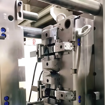 Vacuum-casting-for-medical-rapid-prototyping-parts